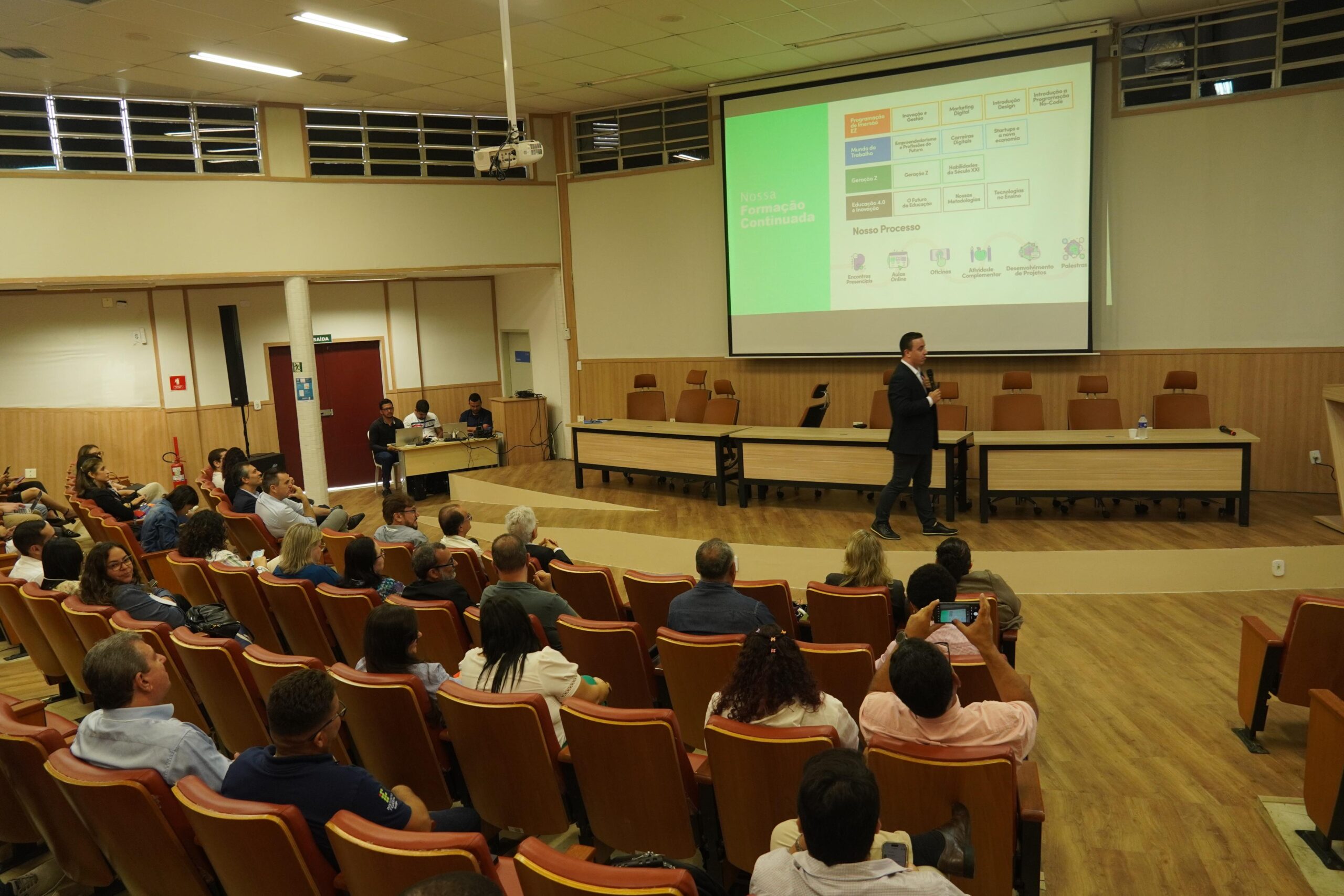 SergipeTec recebe 1º Seminário Temático de Inovação: Apoio à Inovação nas Empresas e Novos Negócios.