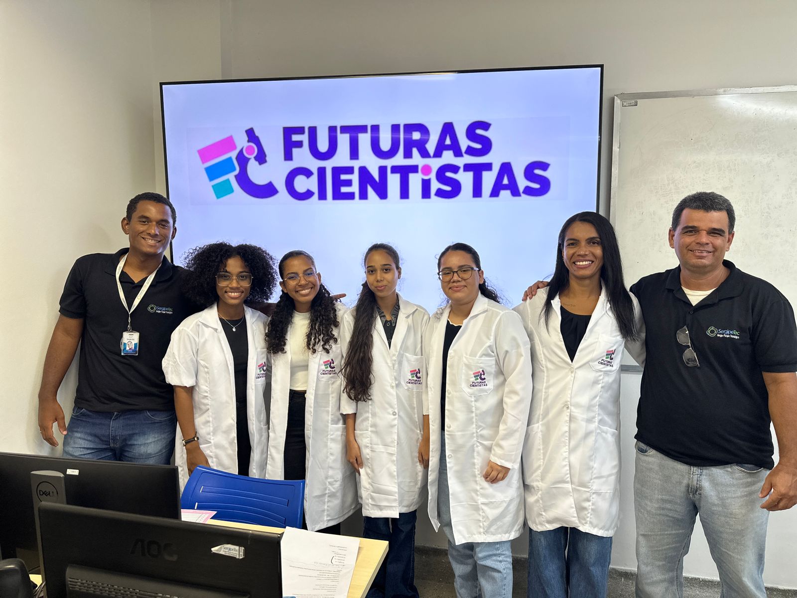 Estudantes sergipanas participam do programa nacional Futuras Cientistas no SergipeTec