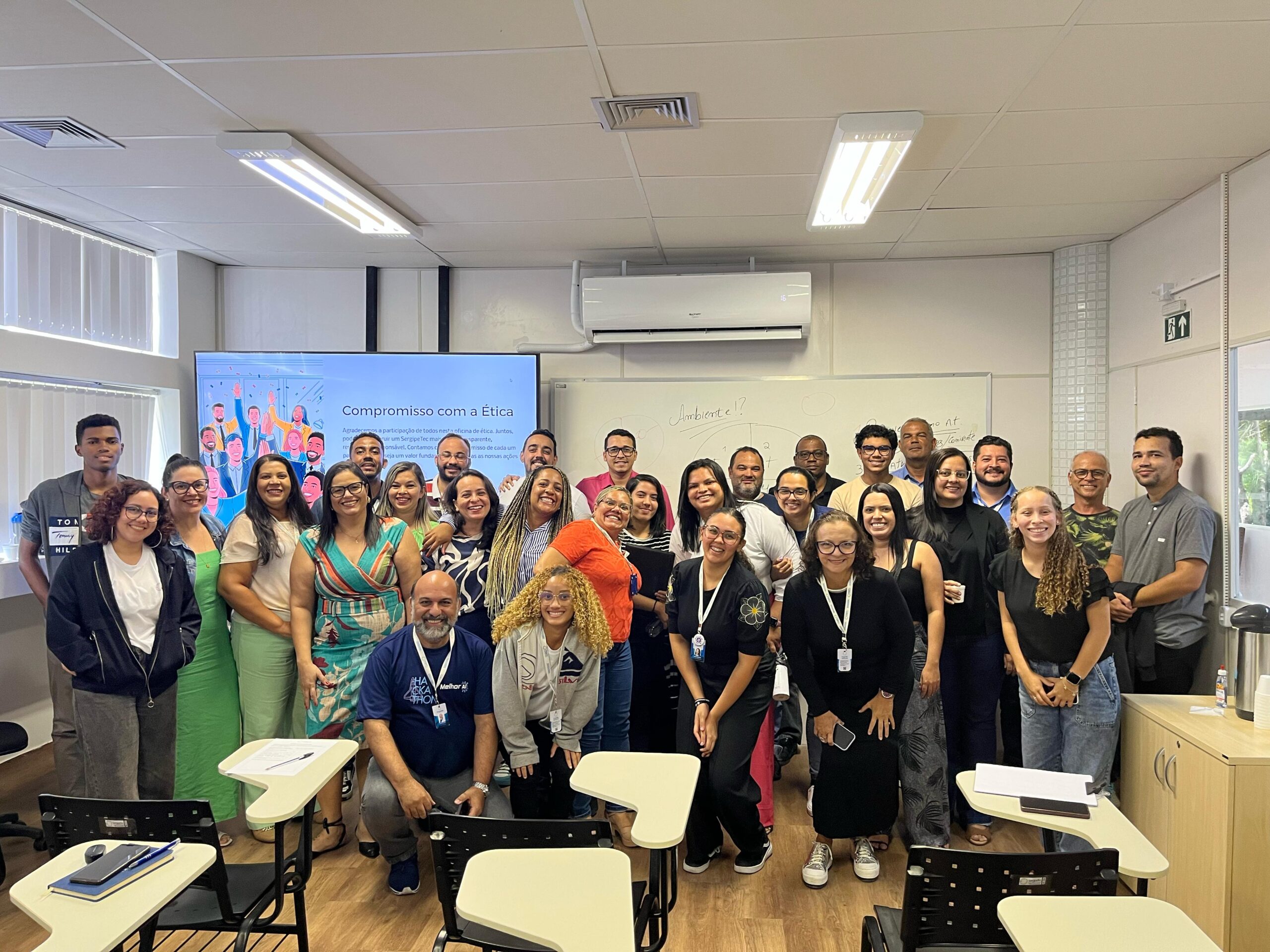 Colaboradores do SergipeTec participam de Oficina sobre Ética Profissional