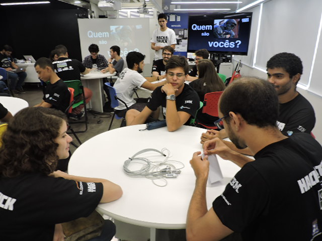 Empreendedorismo é tema de reunião entre SergipeTec e Sebrae